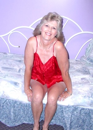 Camshowgrannies Model