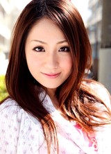  Yuna Ozawa