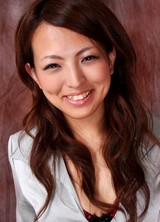 Aina Kaneshiro