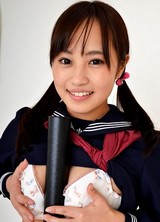  Emi Asano
