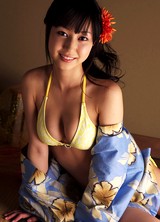  Yui Minami