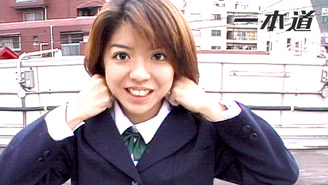 Yu Chigasaki 女子学生