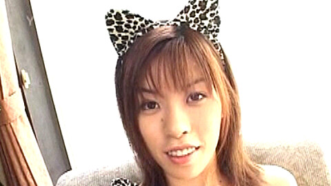 Yui Sarina Facial