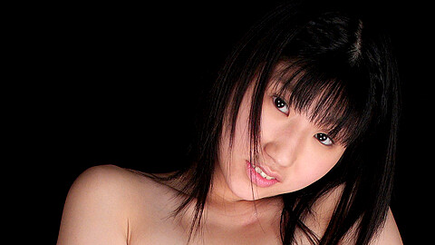 Mayumi Hanasaki 黒髪