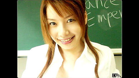 Rina Fujisawa 女教師