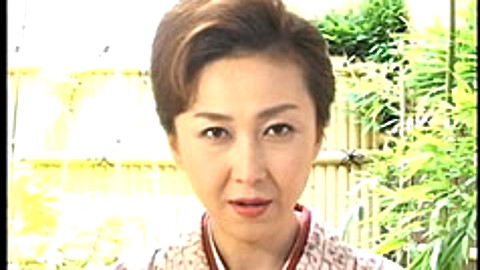 Maki Miyashita 人妻