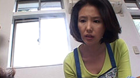 Yoko Hayama 人妻
