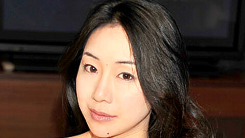Miho Wakabayashi 人妻熟女